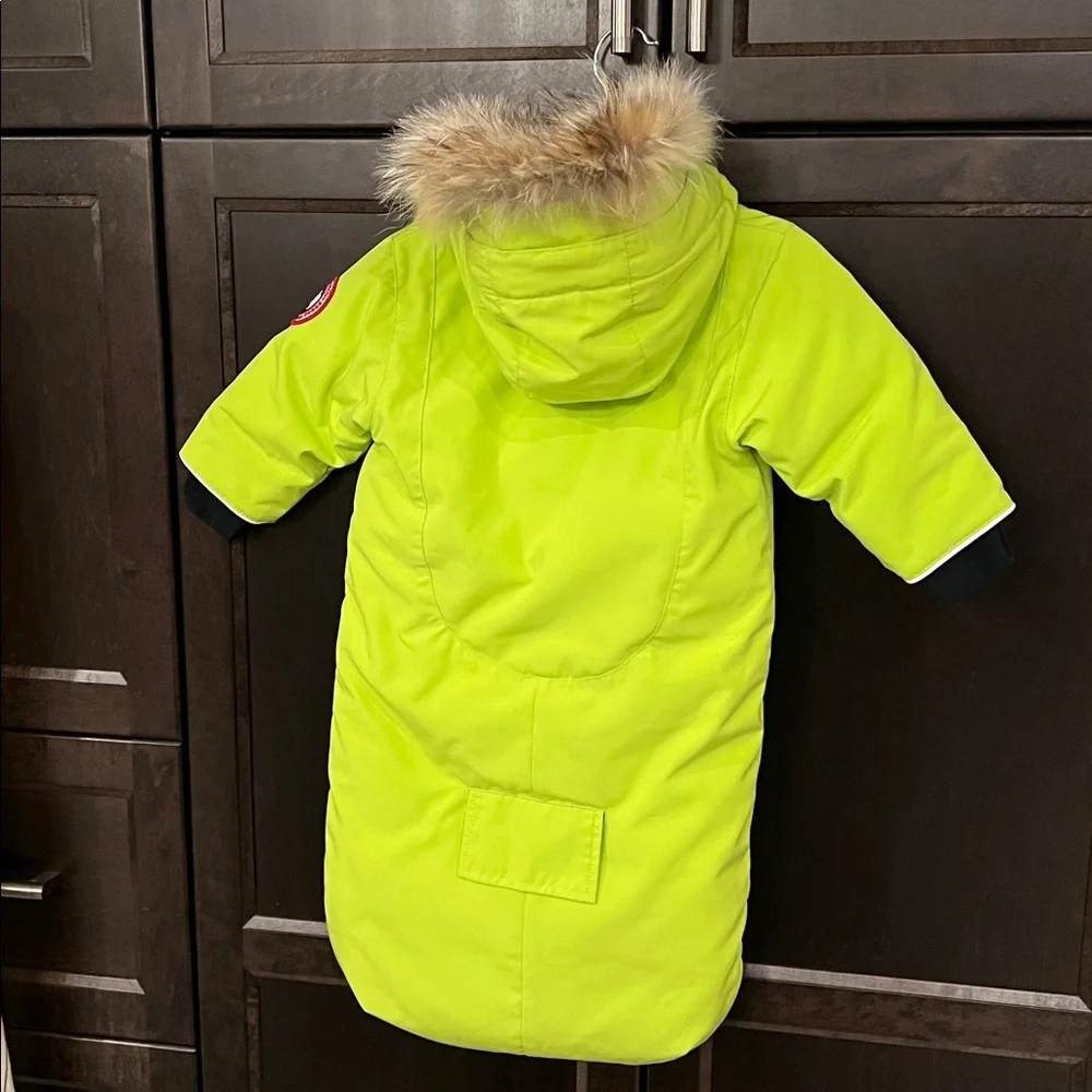 Canada Goose Lime Green baby bunting bad Snowsuit - Picture 7 of 8